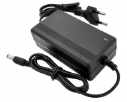 Fonte De Alimentação De 60W 5A Plug P4 Bivolt 